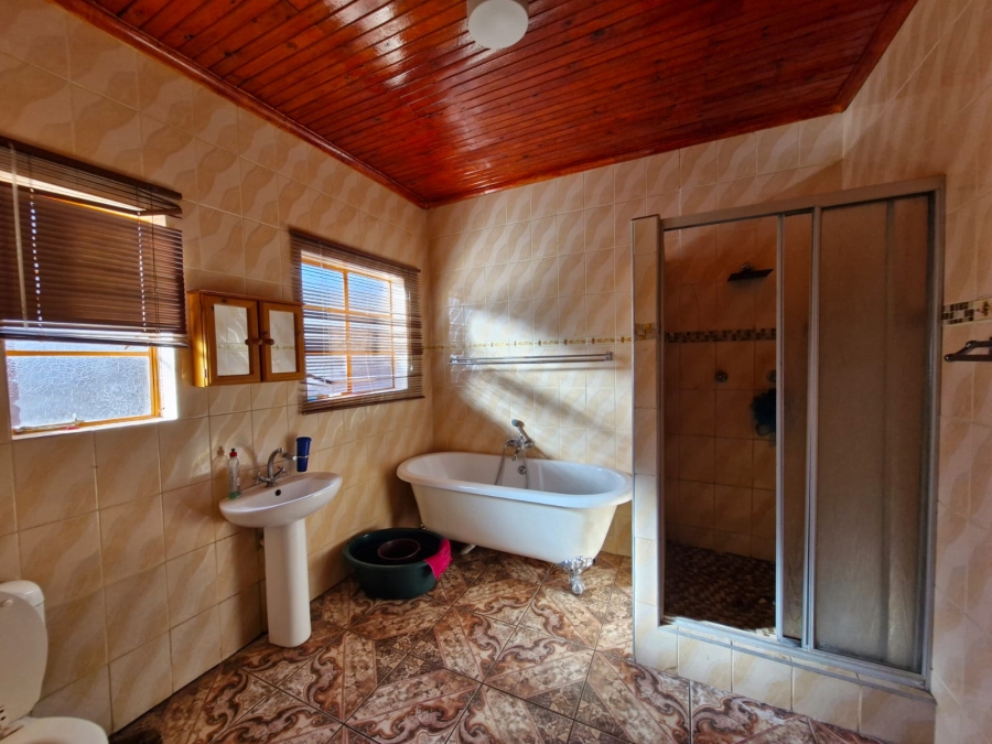 7 Bedroom Property for Sale in Kathu Northern Cape